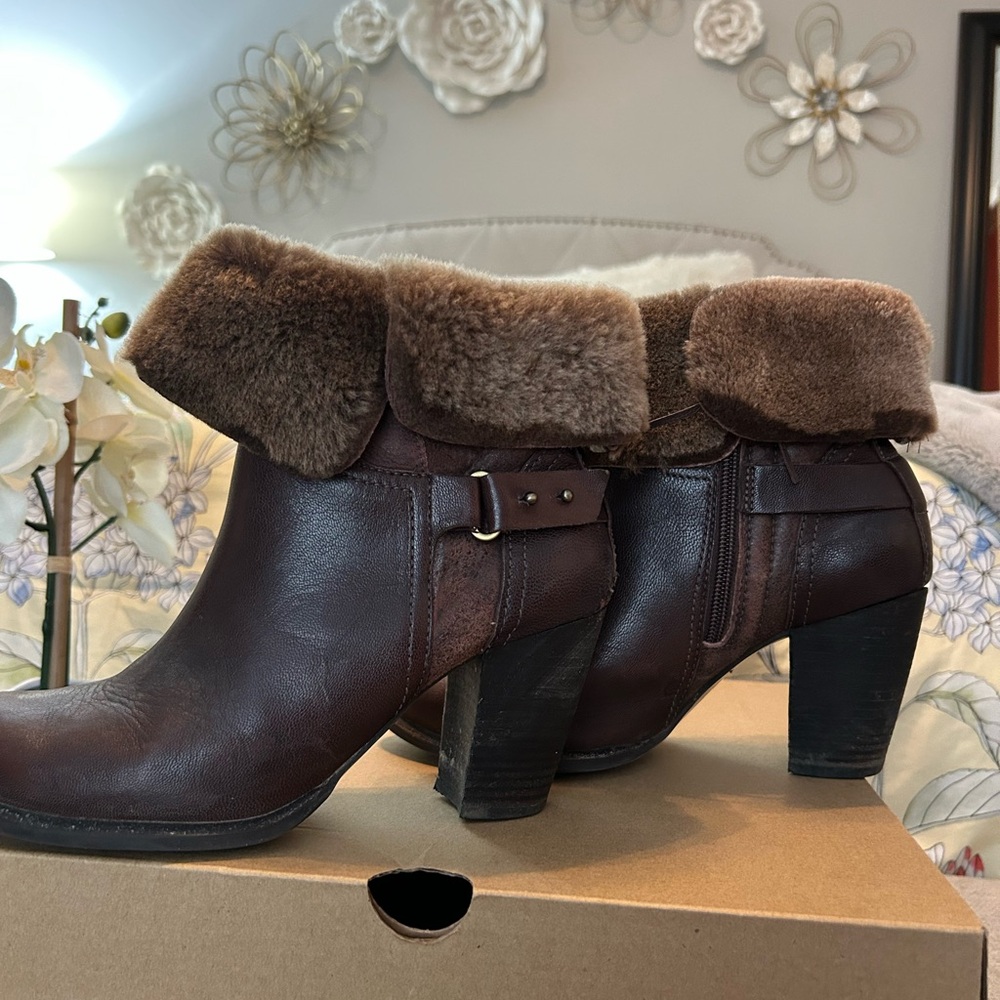 UGG Brown Fur-Lined Heeled Boots